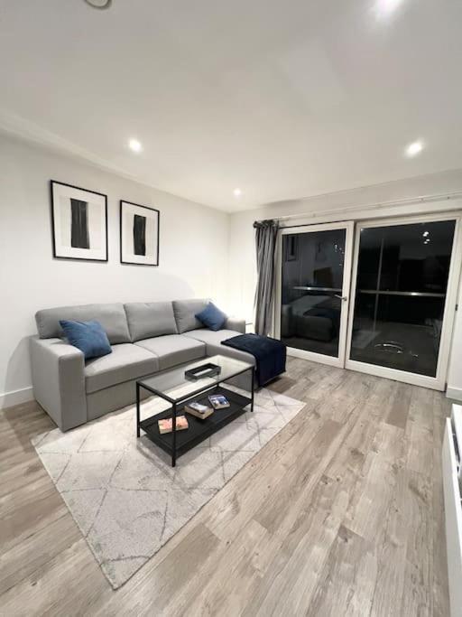 Modern Comfortable 1-br Flat In Heart Of Stockwell Apartamento