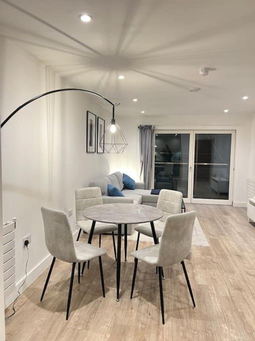 Modern Comfortable 1-br Flat In Heart Of Stockwell Apartamento *