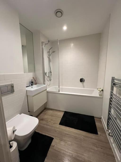 Modern Comfortable 1-br Flat In Heart Of Stockwell Apartamento